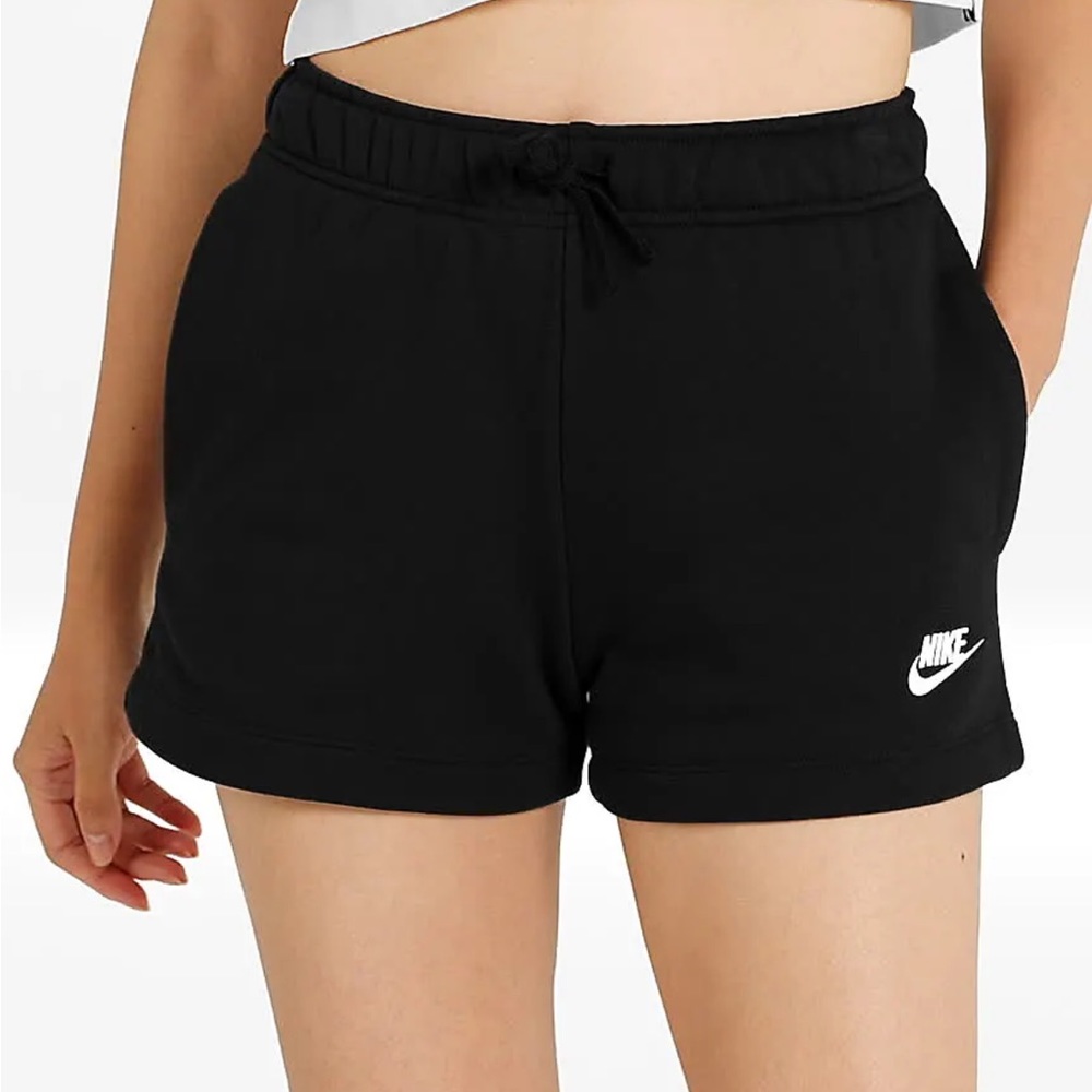 Nike Women’s Sportswear Club Fleece Shorts